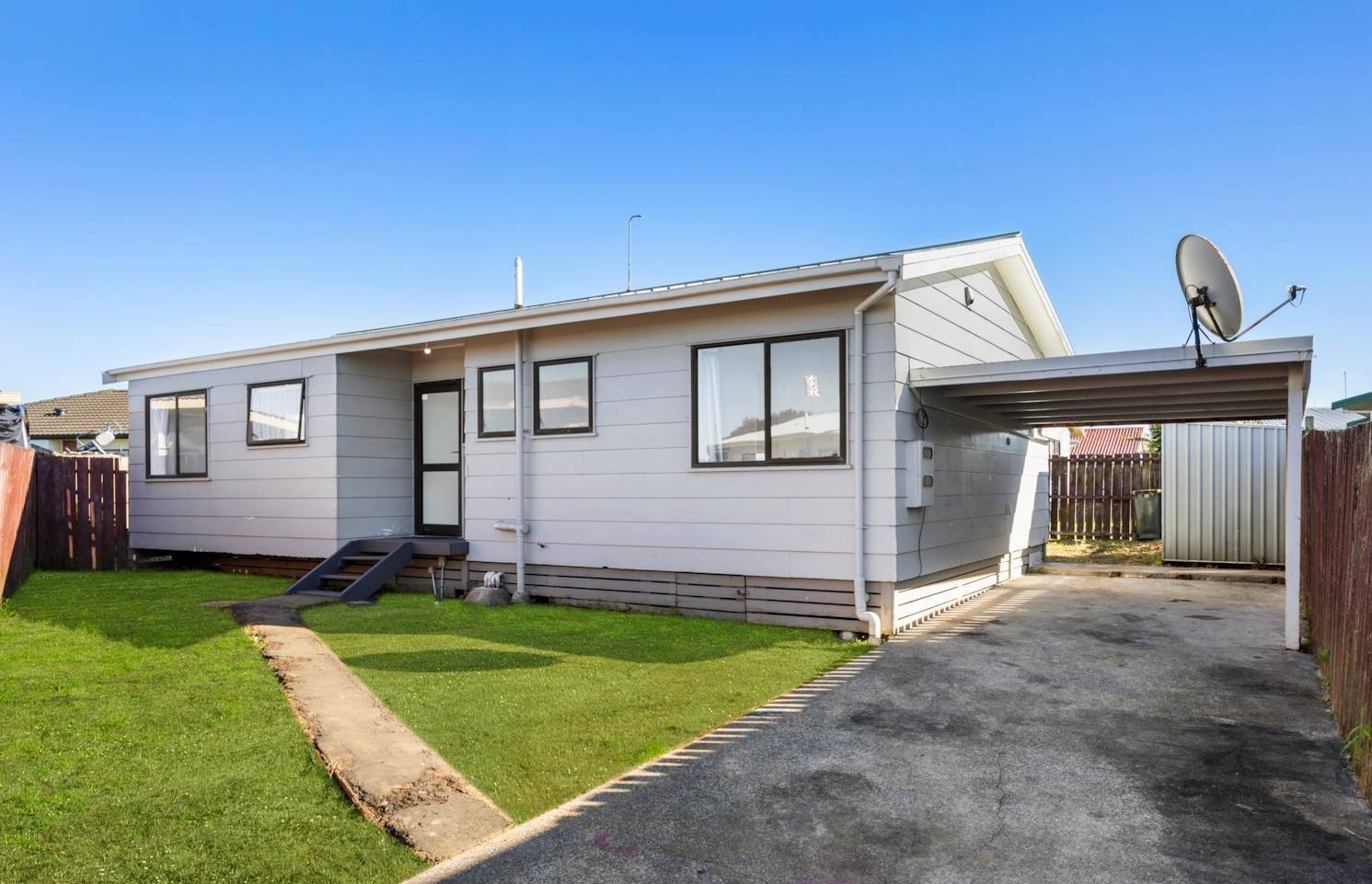 2/5 Volta Place, Clendon Park, Manukau City, 3 phòng ngủ, 1 phòng tắm, House