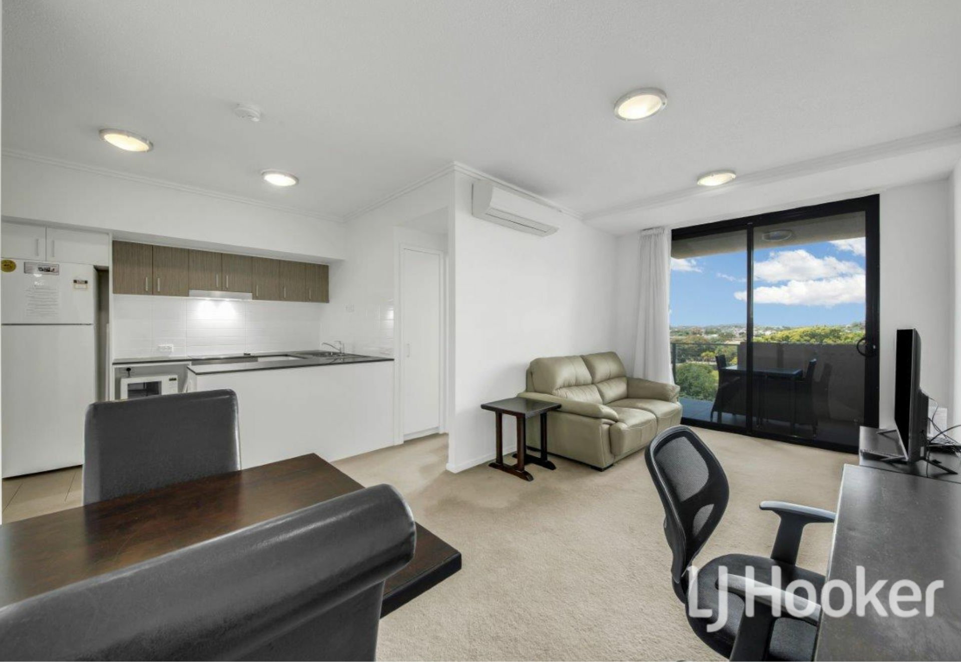 GLADSTONE CENTRAL PLAZA UNIT 613 52 OAKA LANE, Gladstone Central, Fitzroy, 0 침실, 0 욕실, Unit
