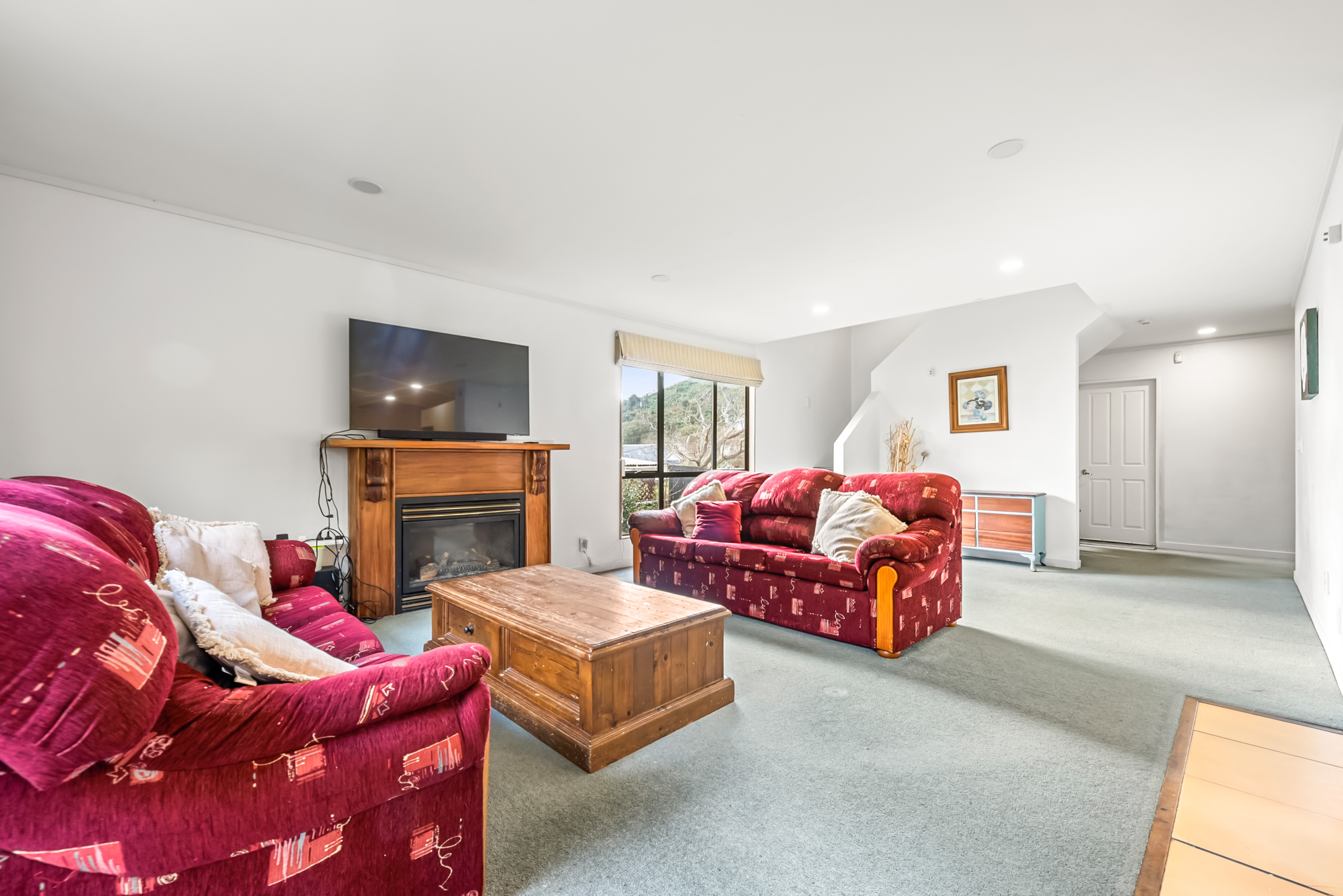 1/8 Swainson Street, Naenae, Lower Hutt, 4 Kuwarto, 2 Banyo, House
