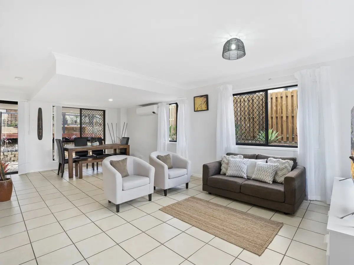 MONTEBELLO UNIT 32 141 PACIFIC PINES BVD, Pacific Pines, Gold Coast, 0部屋, 0バスルーム, Townhouse