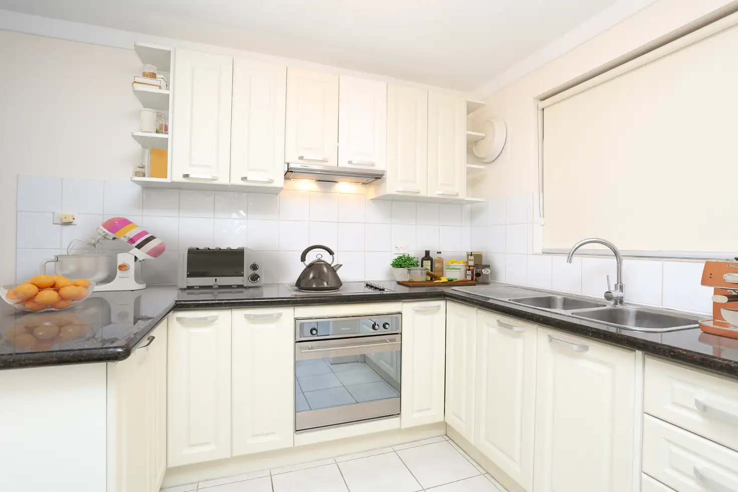 PENINSULA VILLAGE ONE UNIT 102 2 WALL ST, Maylands, North East Perth, 0 chambres, 0 salles de bain, Unit