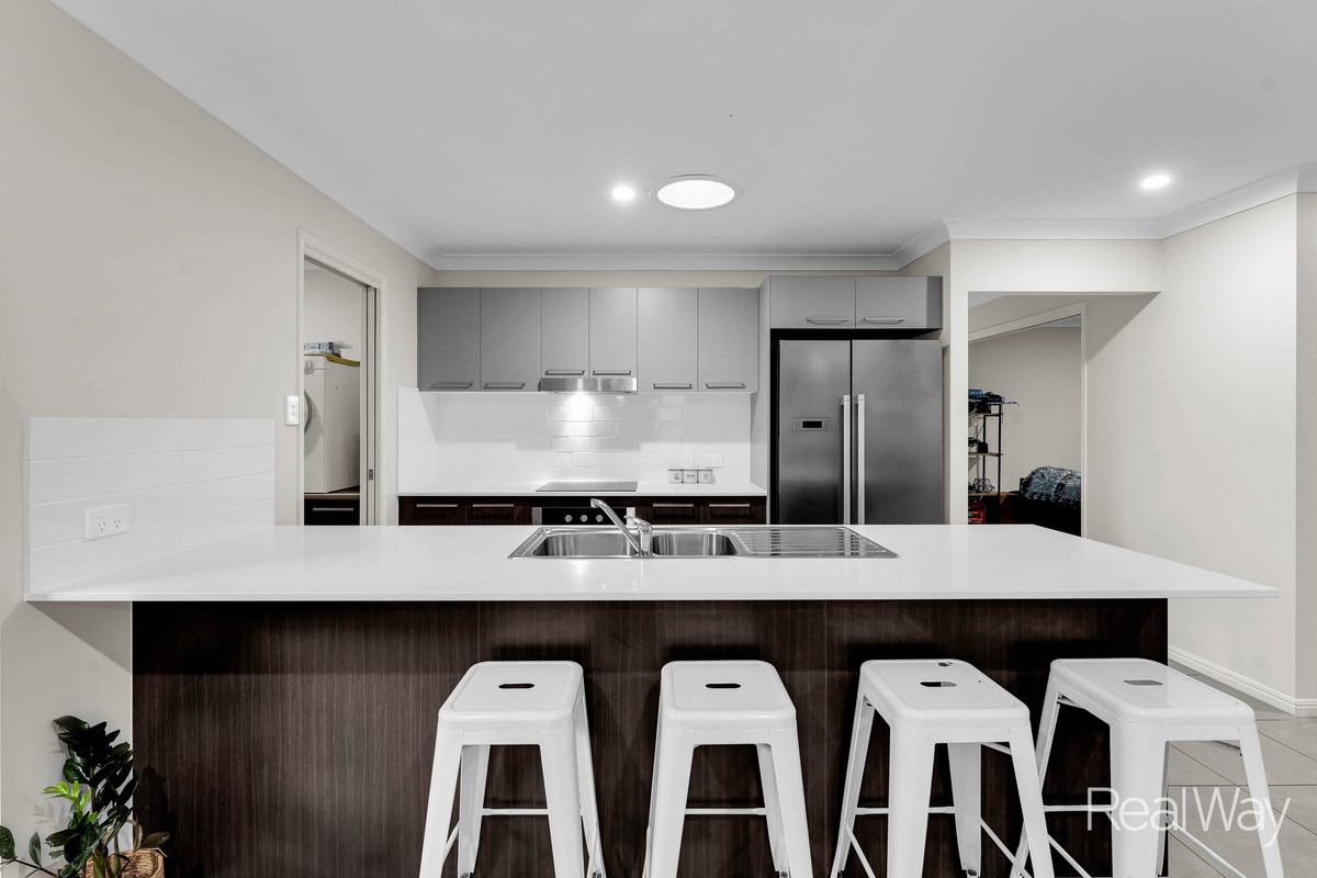 18 STRINGYBARK ST, Spring Mountain, Brisbane - Southern Region, 0 कमरे, 0 बाथरूम, House