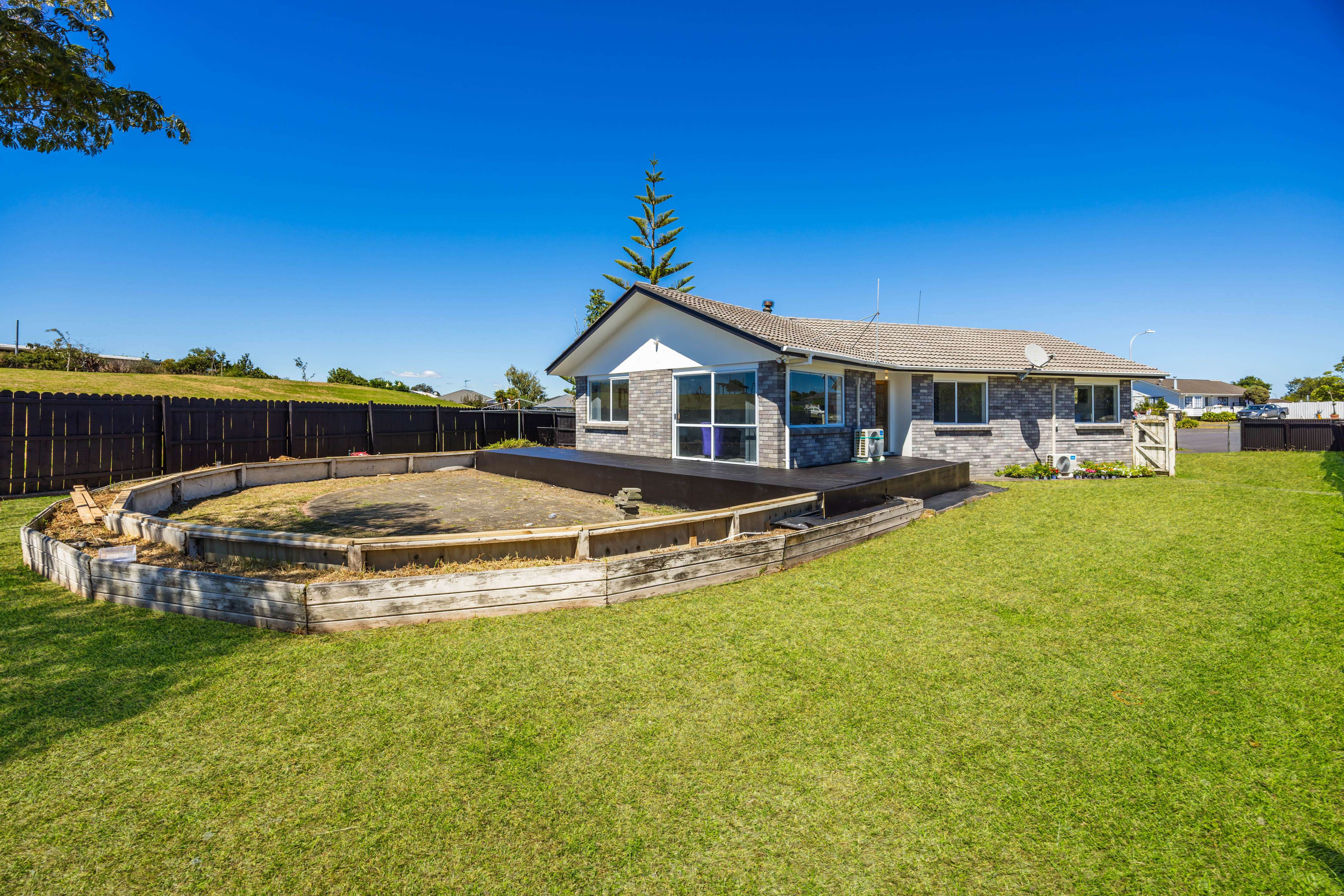 Residential  Mixed Housing Suburban Zone