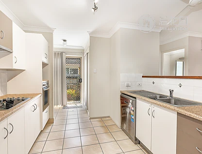 10 RENECOL AV, RASMUSSEN QLD 4815, 0房, 0浴, Unit