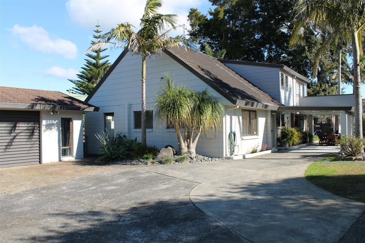 9 Idesia Grove, Matua