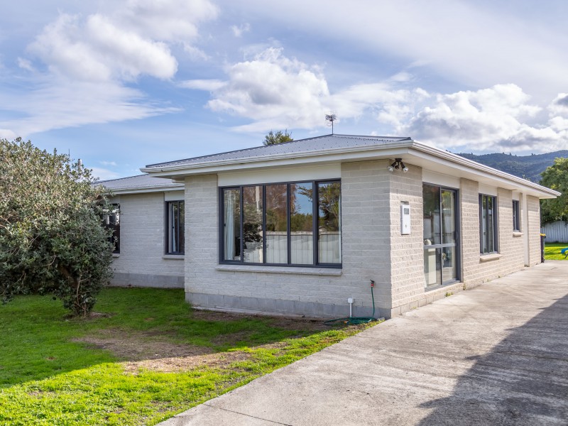 11 Farrier Grove, Featherston, South Wairarapa, 4 ਕਮਰੇ, 0 ਬਾਥਰੂਮ