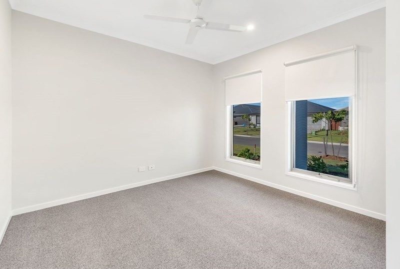 8 CONIMBLA ST, PIMPAMA QLD 4209, 0 Bedrooms, 0 Bathrooms, House