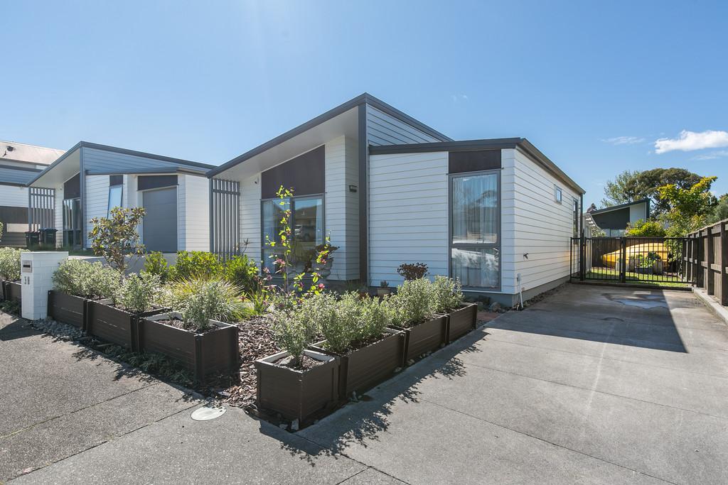 3b Torrington Crescent, Glen Innes, Auckland City, 2房, 0浴