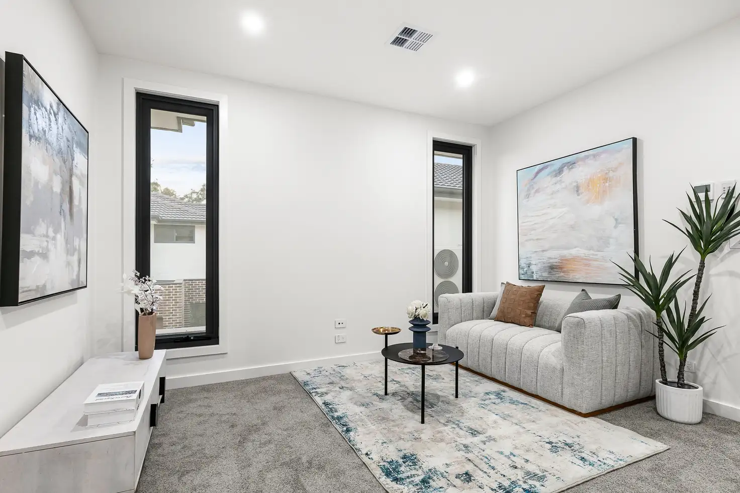 UNIT 4 17 ELMHURST RD, Blackburn, Inner East Melbourne, 0房, 0浴, Townhouse