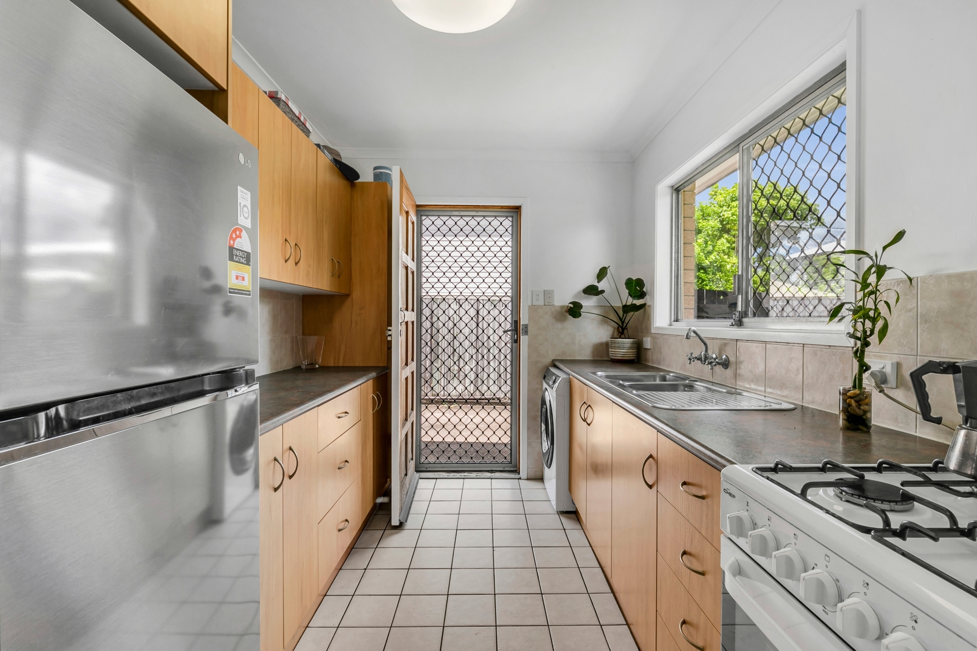 UNIT 1 29 YERONGA ST, Yeronga, Brisbane - Southern Region, 0 Kuwarto, 0 Banyo, Unit