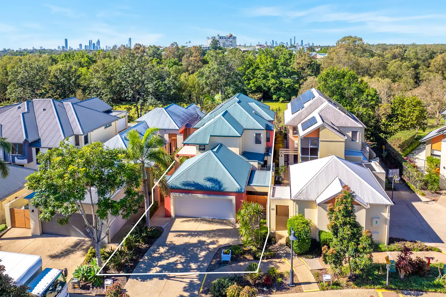 EMERALD LAKES - THE VISTAS UNIT 2021 1 THE VISTAS DRIVE, Carrara, Gold Coast, 0房, 0浴, House