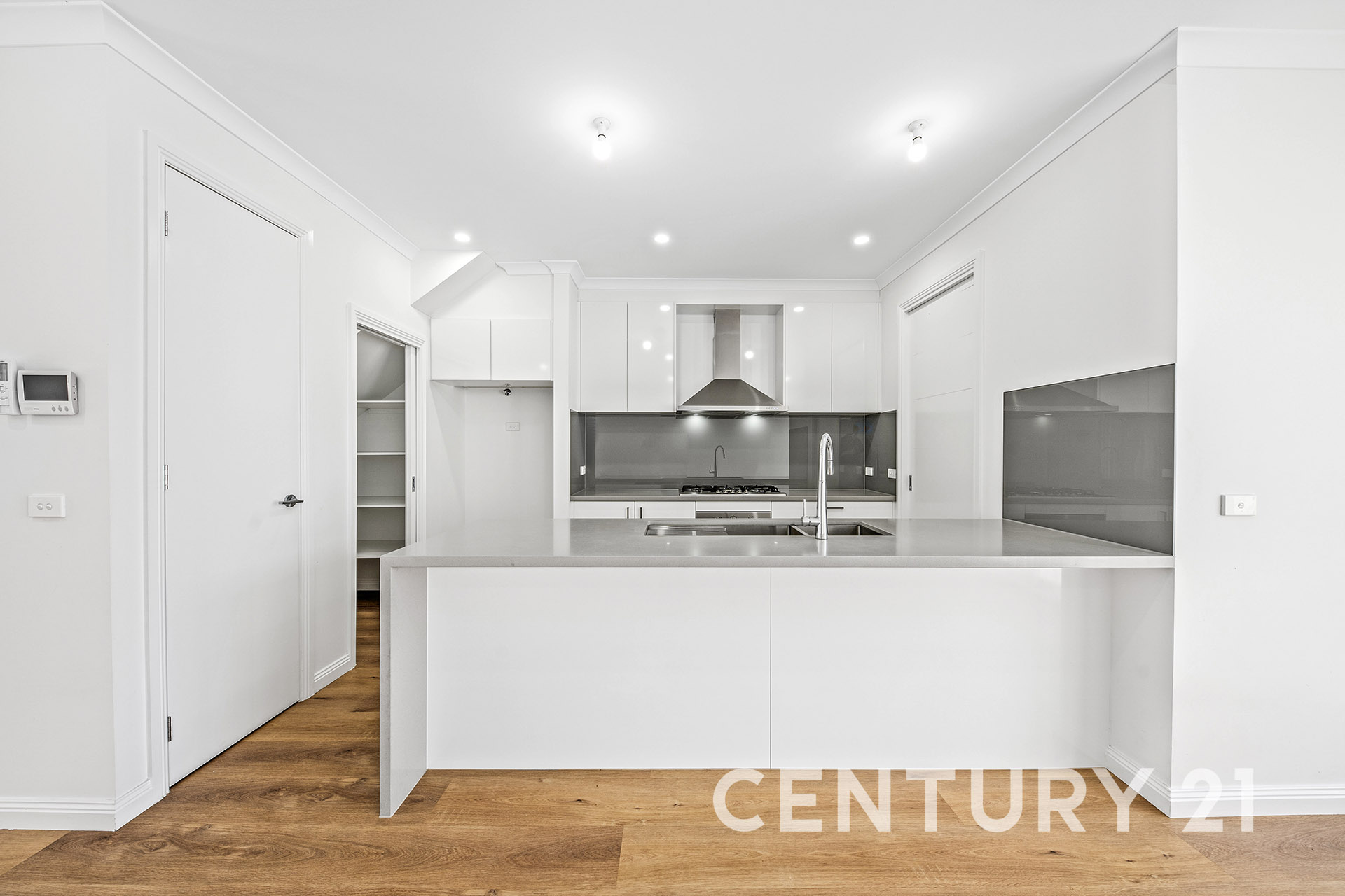 18 LATHAM CR, Dandenong North, South East Melbourne, 0 침실, 0 욕실, Townhouse