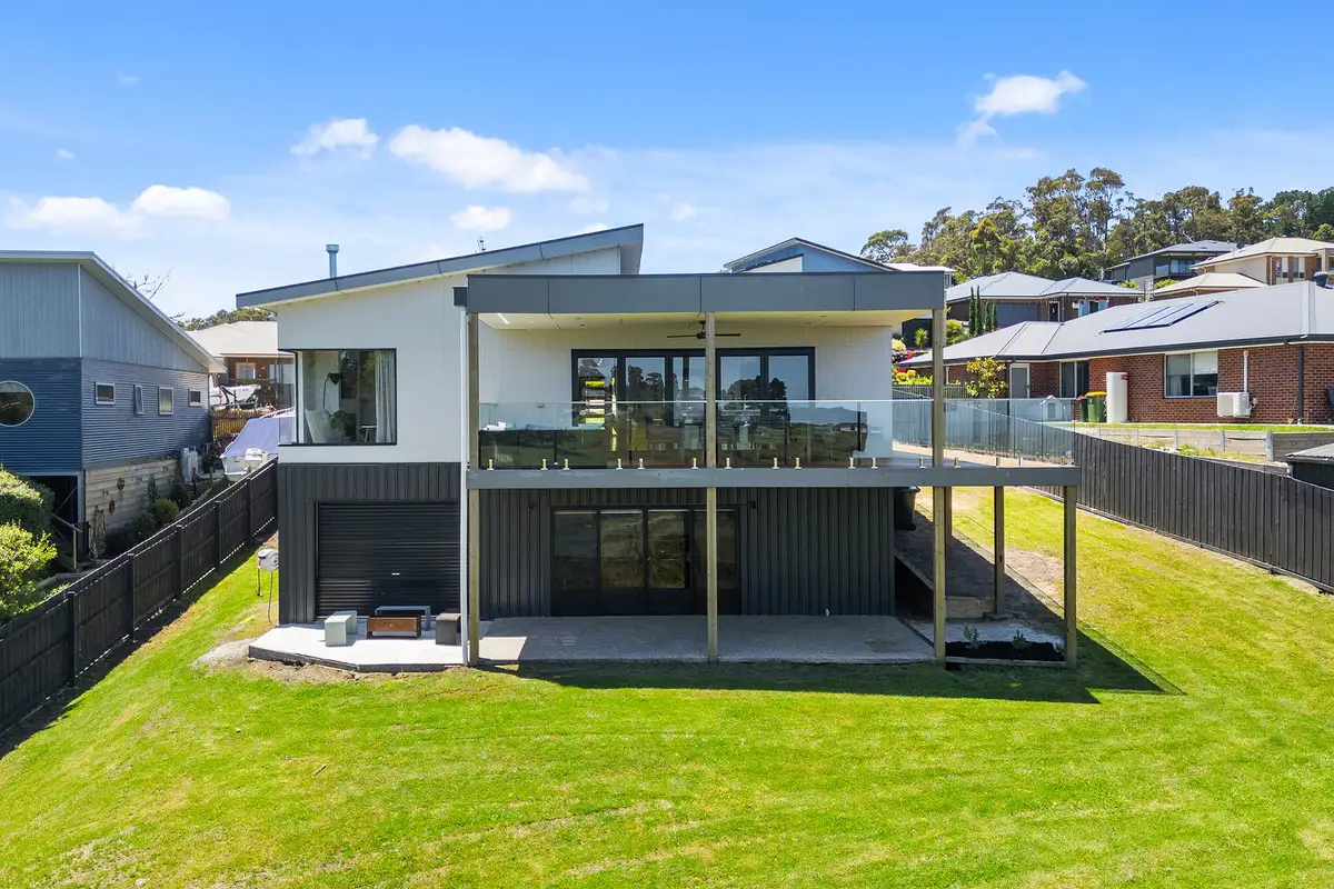 10 RIVIERA CT, Lakes Entrance, Bairnsdale (North Gippsland), 0 침실, 0 욕실, House