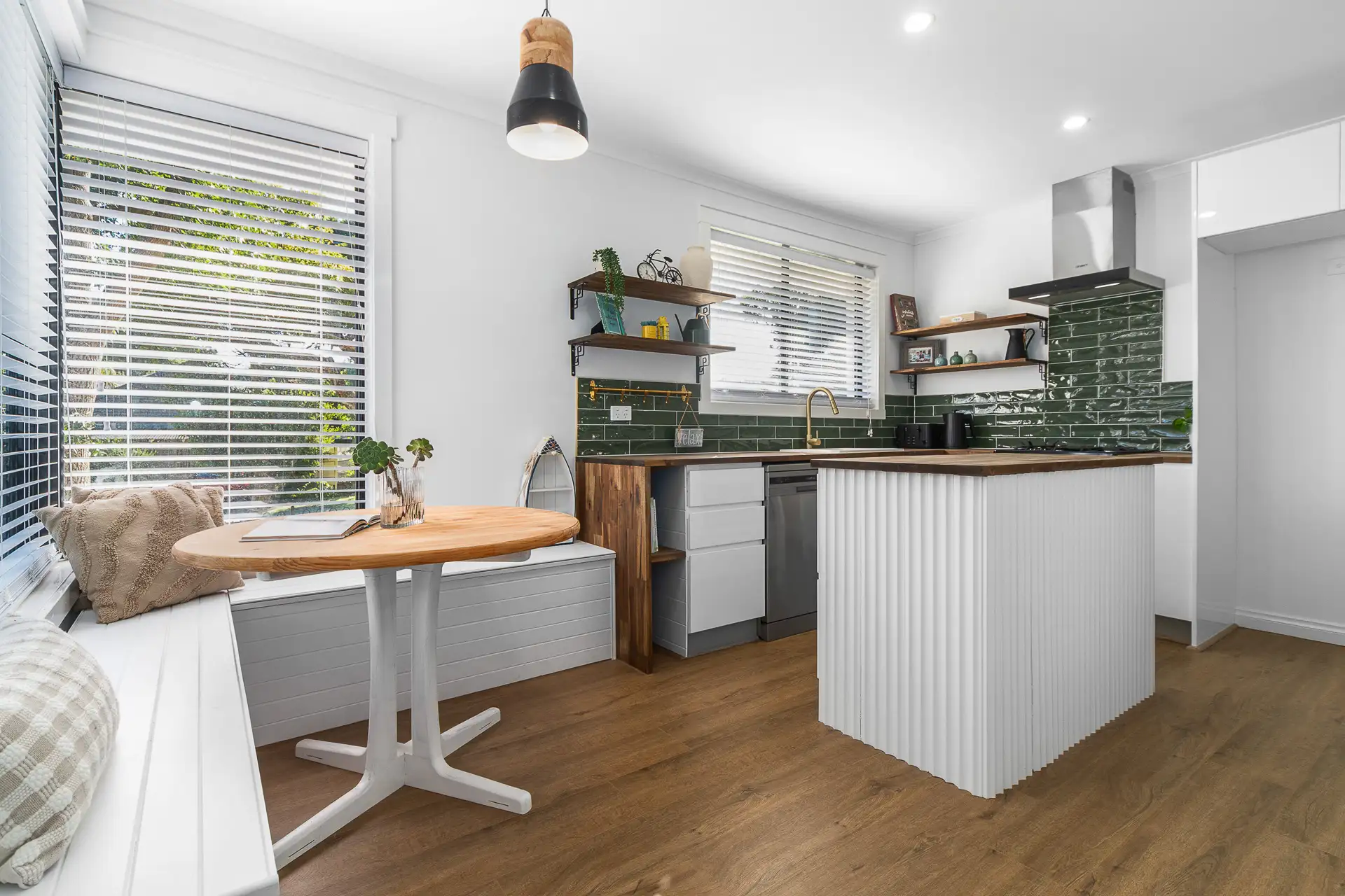 UNIT 1 24 JAMBOREE AV, Frankston South, Mornington Peninsula, 0 कमरे, 0 बाथरूम, House