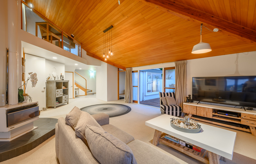 241 Point View Drive, Dannemora, Manukau City, 5 rūma, 0 rūma horoi