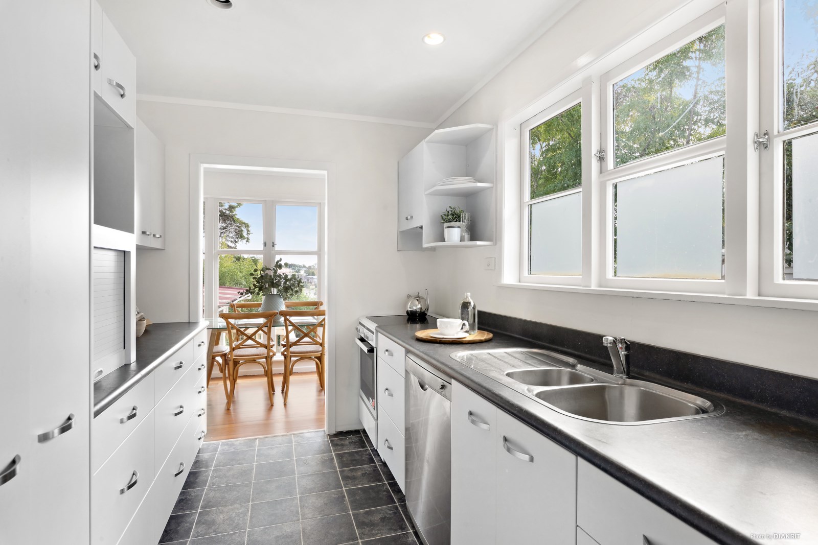 17 Netherton Street, New Windsor, Auckland City, 4 Kuwarto, 0 Banyo, House