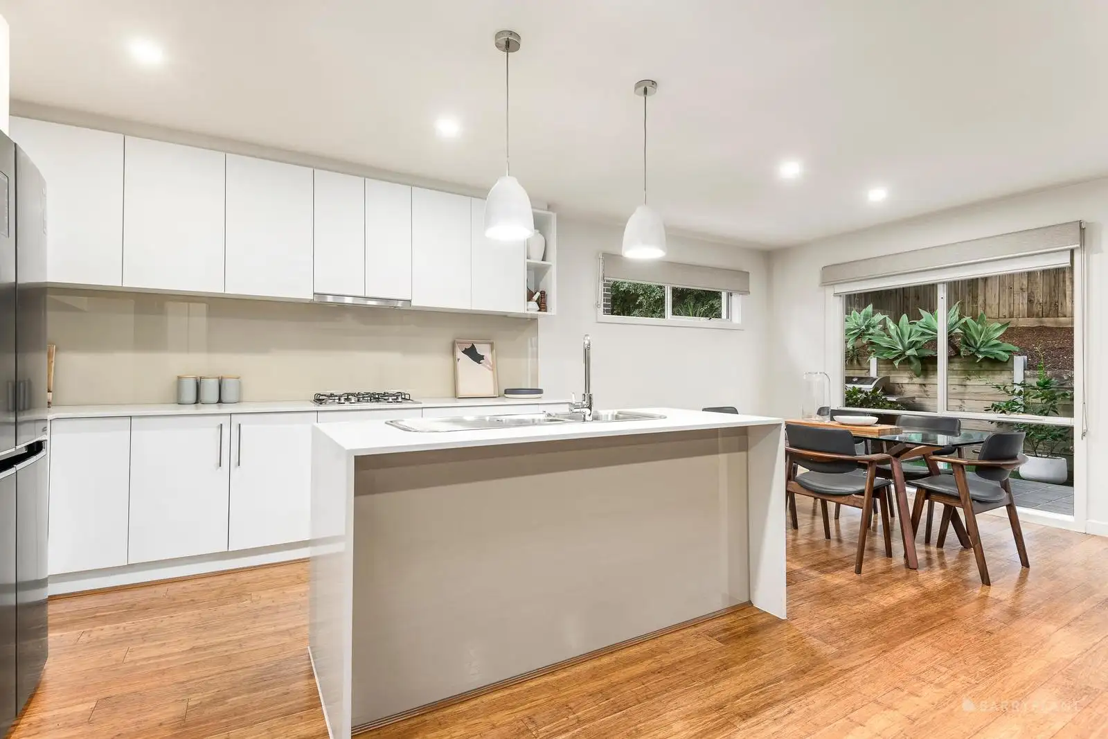 UNIT 2 15 GROVE ST, Eltham, East Melbourne, 0 ਕਮਰੇ, 0 ਬਾਥਰੂਮ, Townhouse