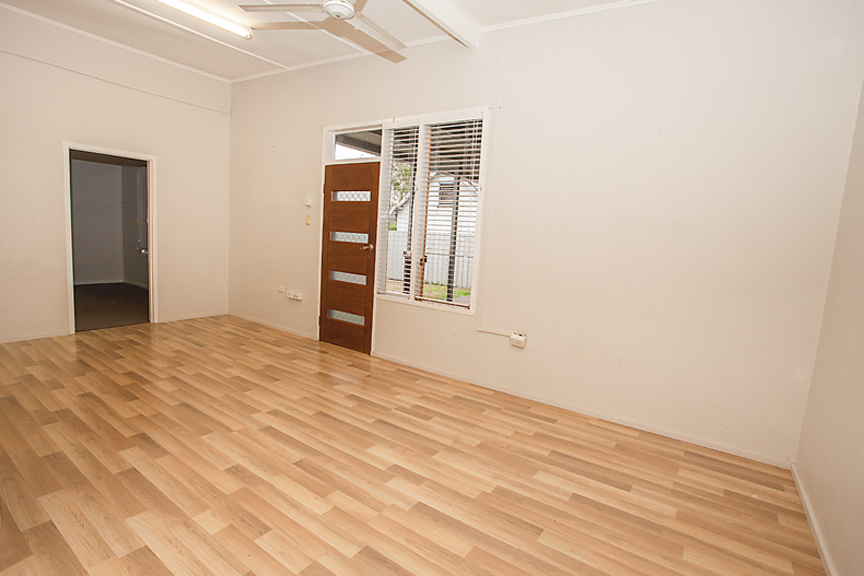 DEMPSEY COURT UNIT 2 32 DEMPSEY ST, Winston, North West, 0 Kuwarto, 0 Banyo, Unit