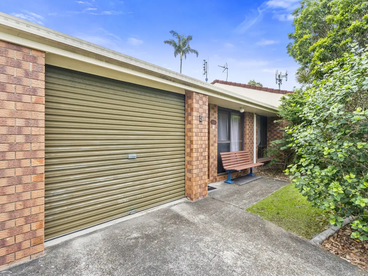 HELENSVALE VILLAS UNIT 5 11-15 LINDFIELD RD, Helensvale, Gold Coast, 0房, 0浴, Townhouse