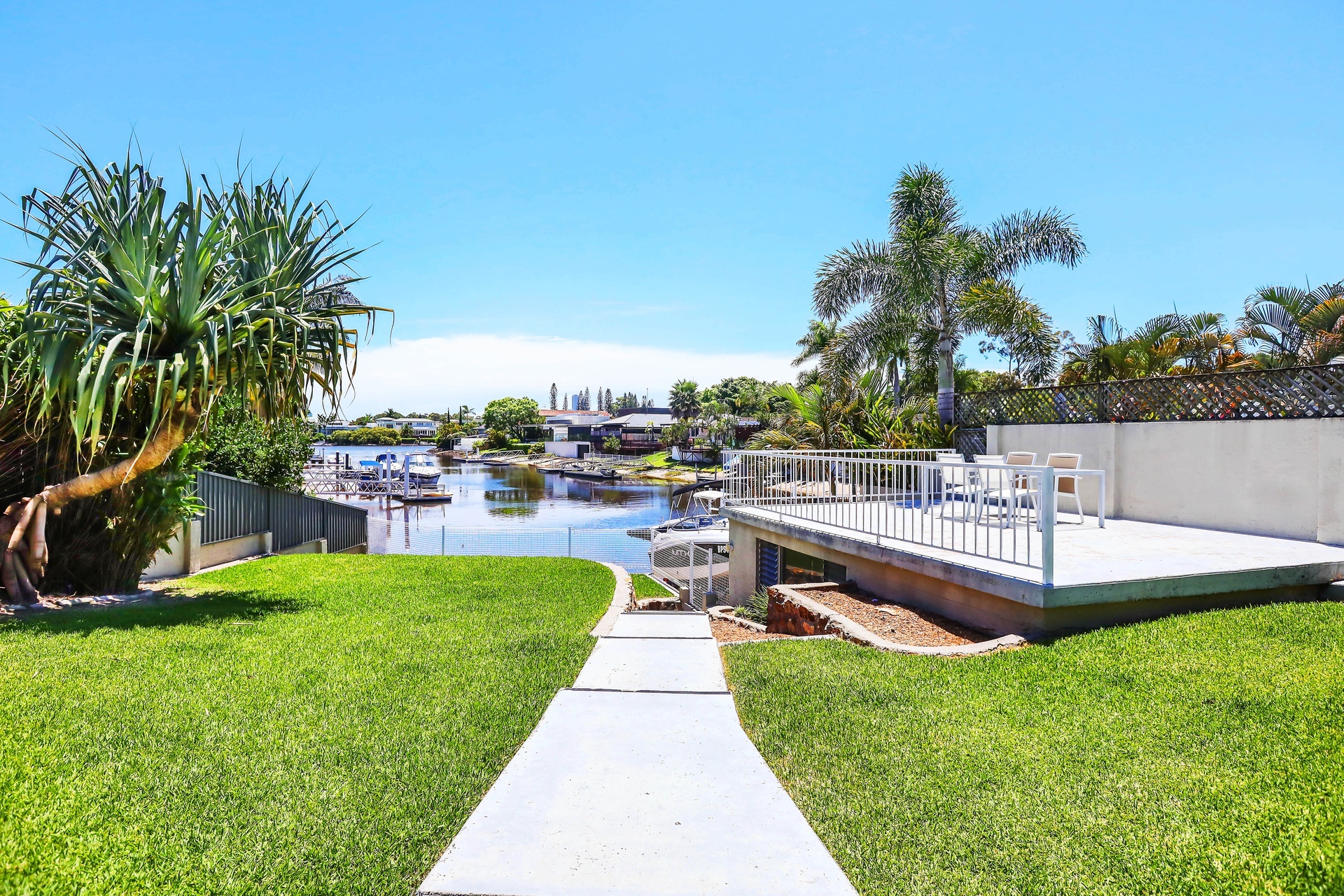 40 CYPRESS DR, Broadbeach Waters, Gold Coast, 0 habitaciones, 0 baños, House