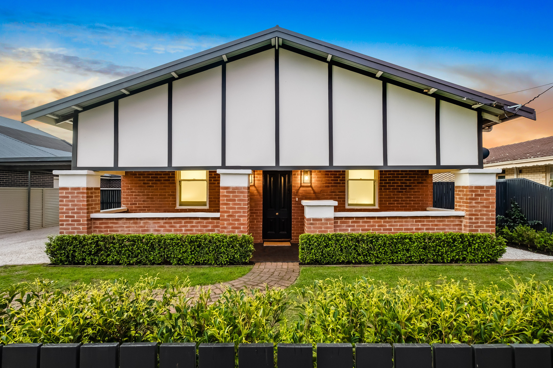 SUBURBAN NEIGHBOURHOOD