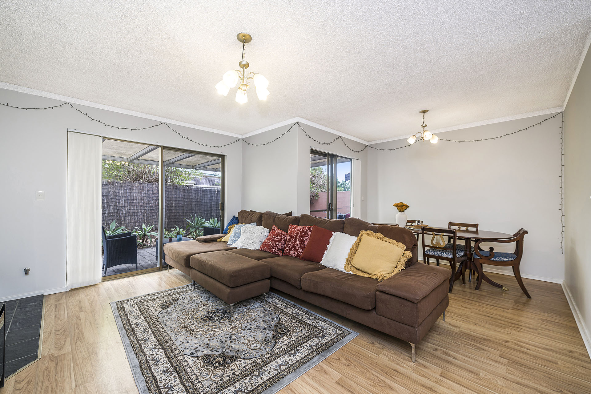 UNIT 2 52 ROBERT ST, Como, Perth CBD, 0 Bedrooms, 0 Bathrooms, Townhouse