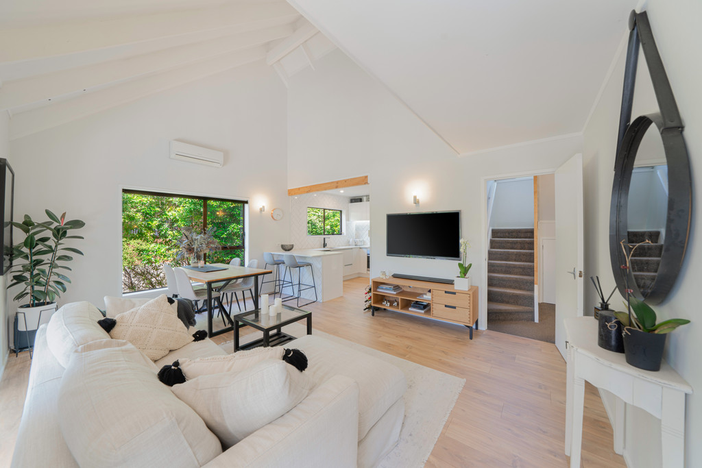 1/52 Saddleback Rise, Murrays Bay, North Shore City, 3 રૂમ, 1 બાથરૂમ