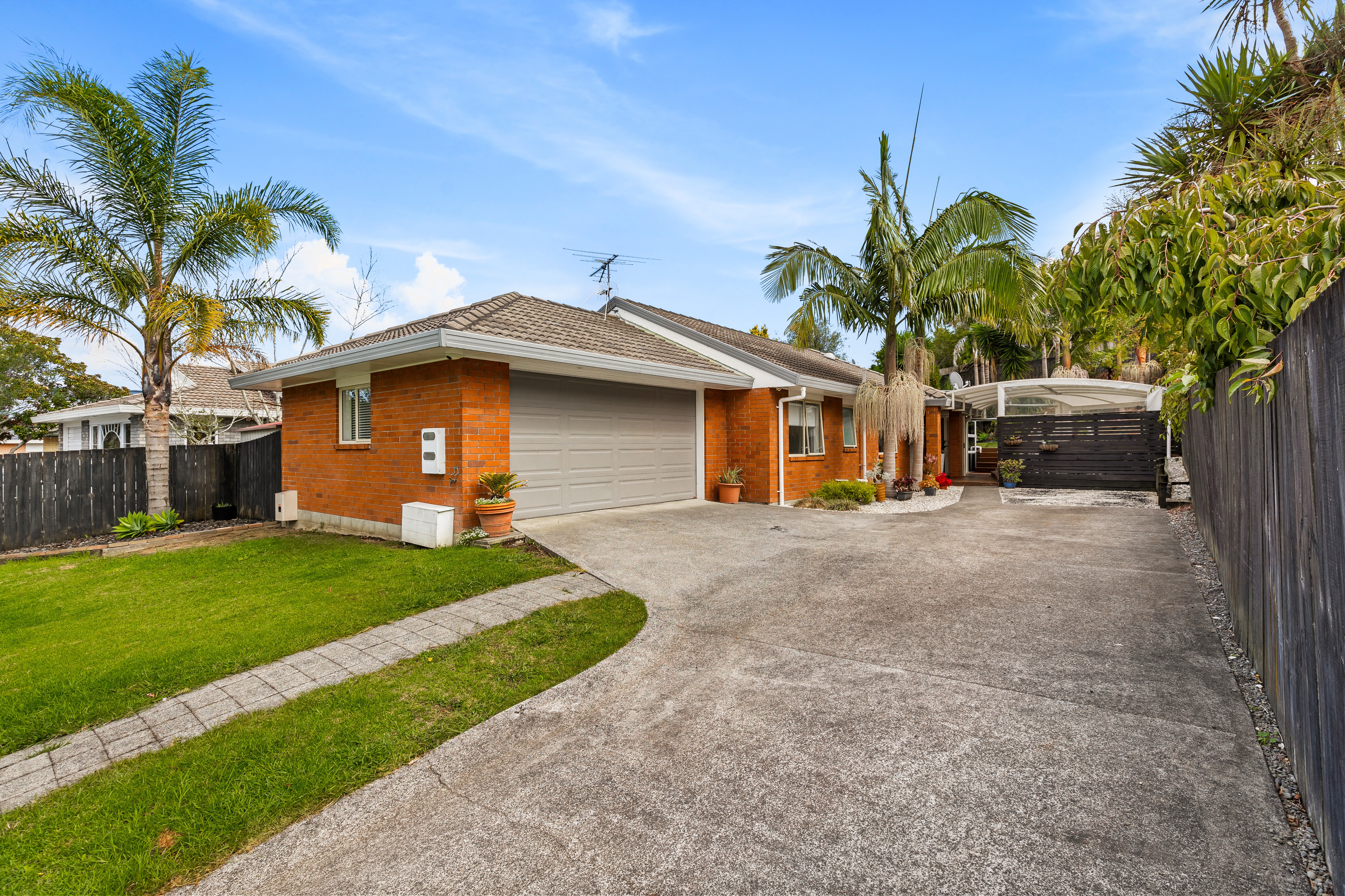 24 Millstream Drive, Henderson, Waitakere City, 3 침실, 2 욕실, House