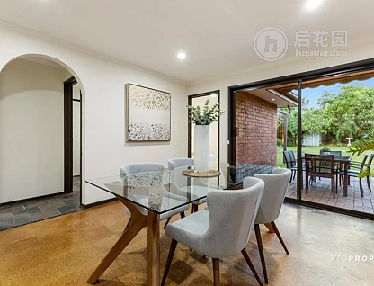 7 LUCERNE RD, FERNTREE GULLY VIC 3156, 3 ห้องนอน, 0 ห้องน้ำ, House