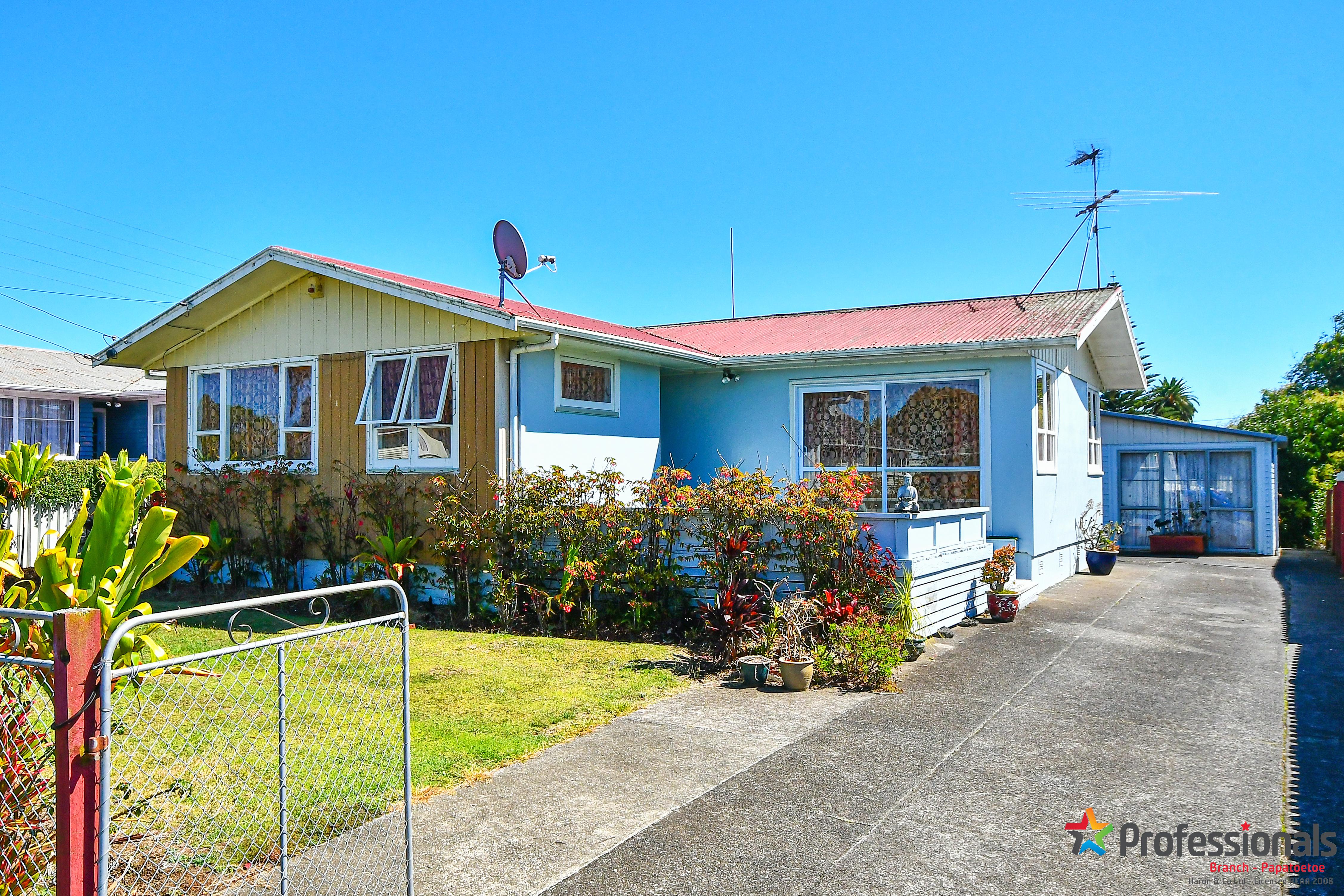 9 Cooper Crescent, Otara, Manukau City, 3 phòng ngủ, 1 phòng tắm, House