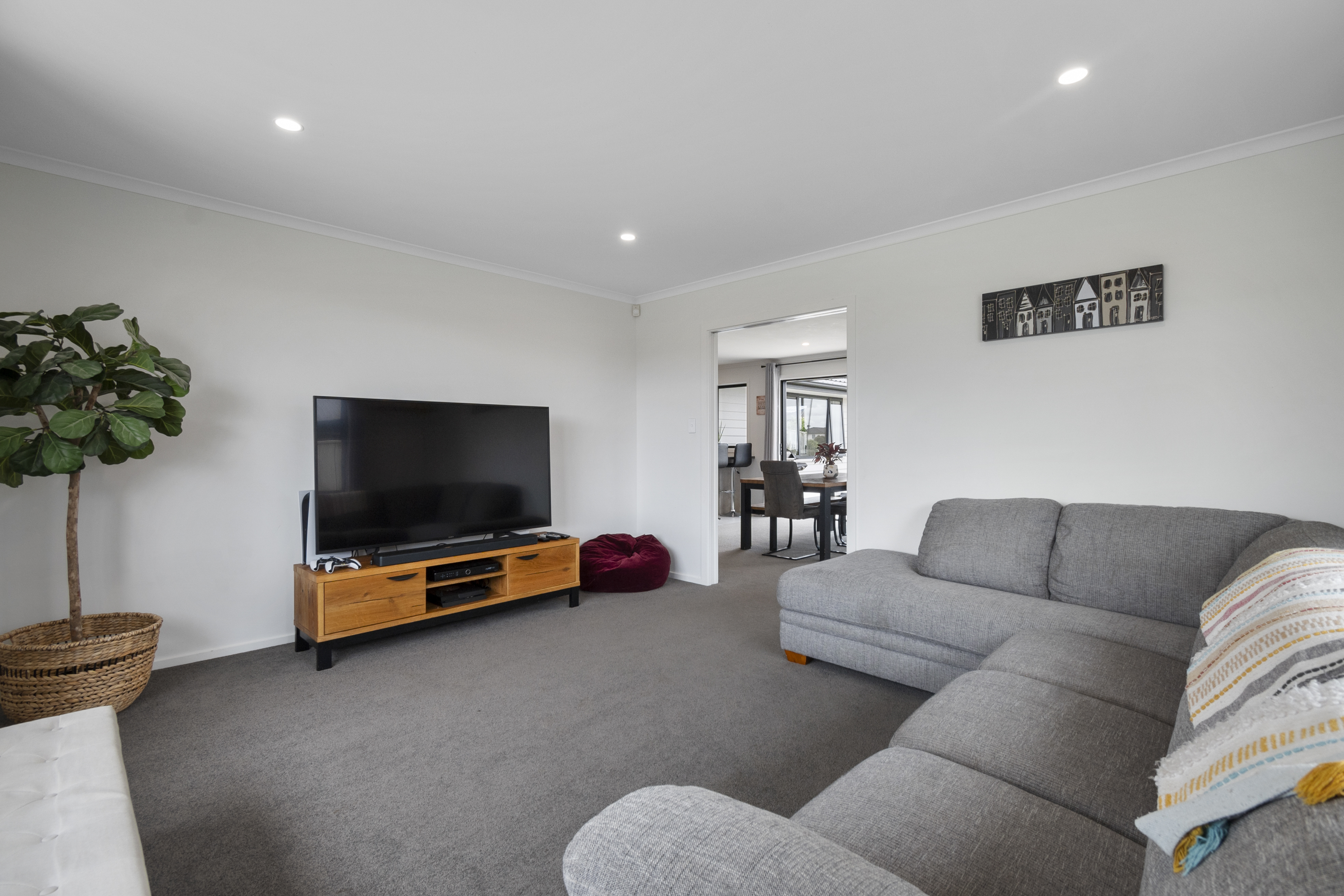 21 Sardinia Grove, Fitzherbert, Palmerston North City, 4房, 2浴, House