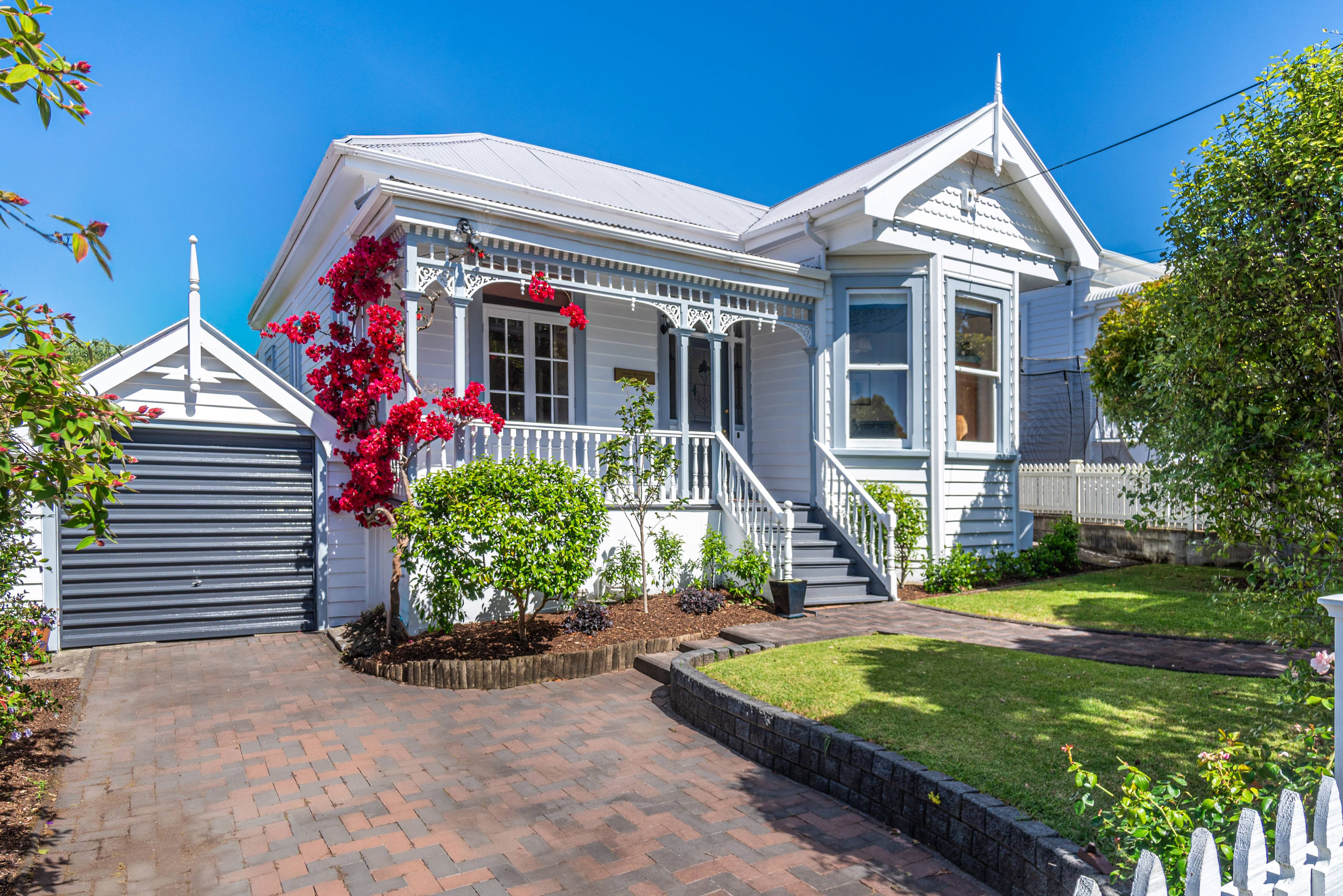 32 Summer Street, Stanley Point