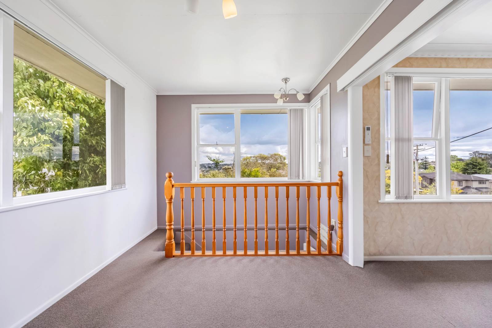 6 William Souter Street, Forrest Hill, North Shore City, 6 રૂમ, 2 બાથરૂમ, House