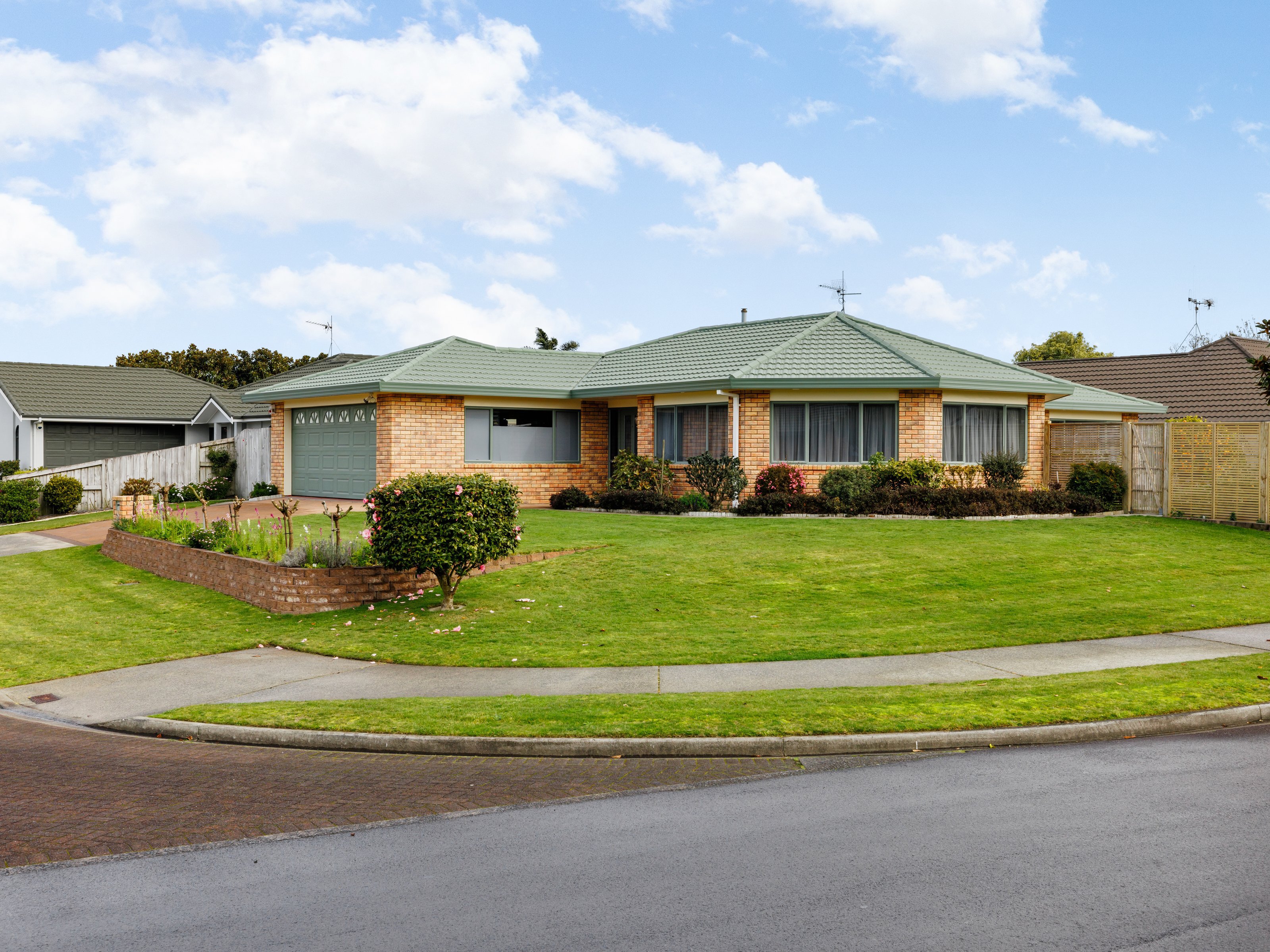 2 Brunswick Place, Rototuna North