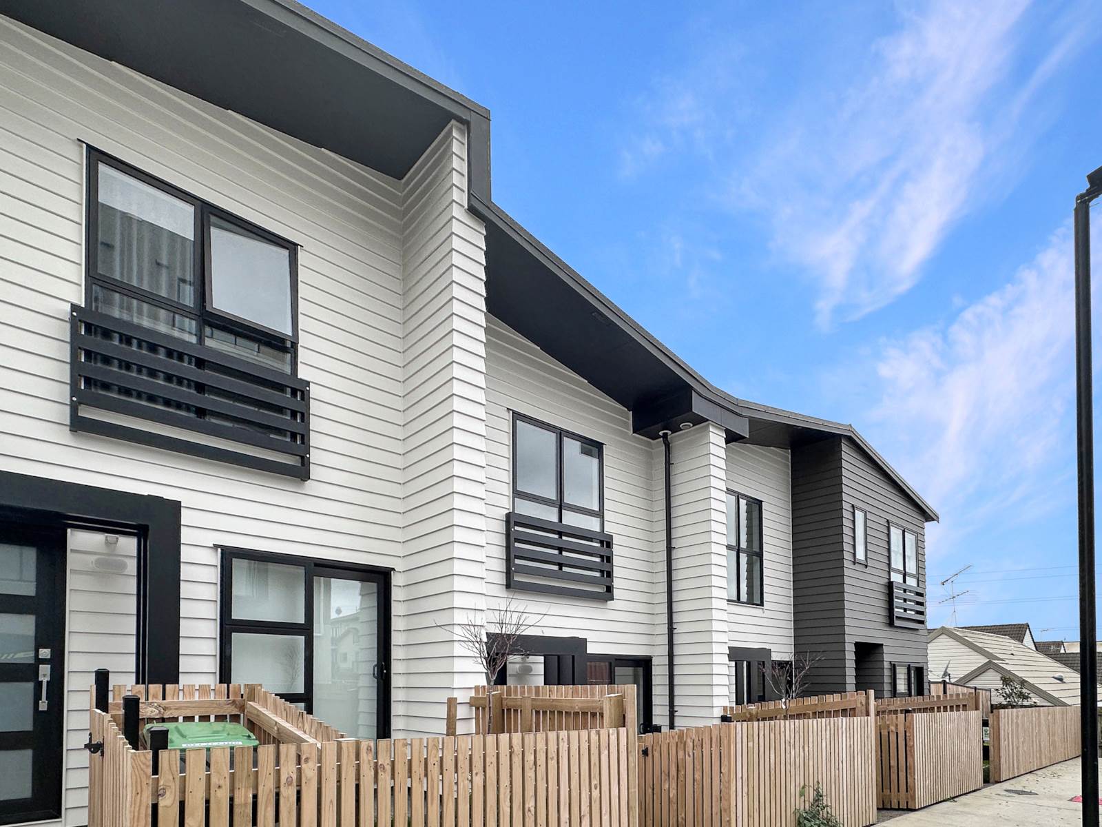 16 Rauemi Way, Te Atatu South, Waitakere City, 2 ਕਮਰੇ, 1 ਬਾਥਰੂਮ, Townhouse
