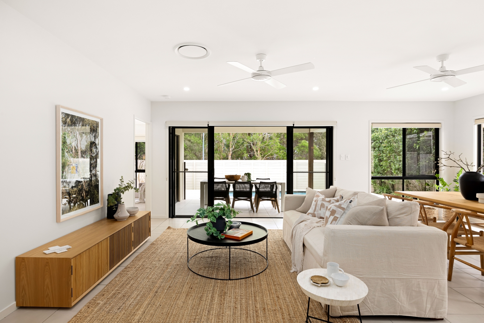8 MORNINGTON CR, Peregian Springs, Sunshine Coast, 0房, 0浴, House