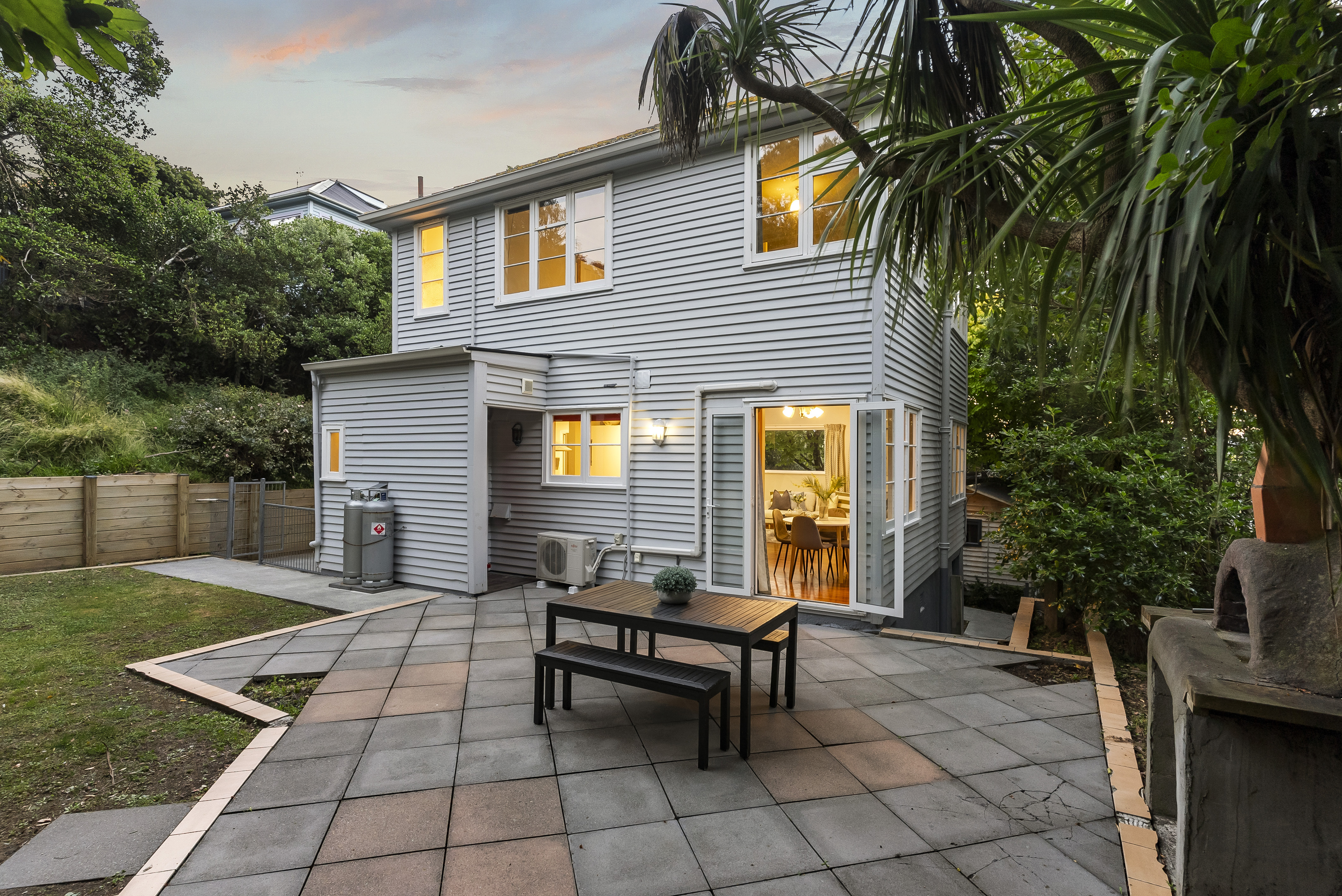 25 Sidlaw Street, Strathmore Park, Wellington City, 3 રૂમ, 1 બાથરૂમ, House