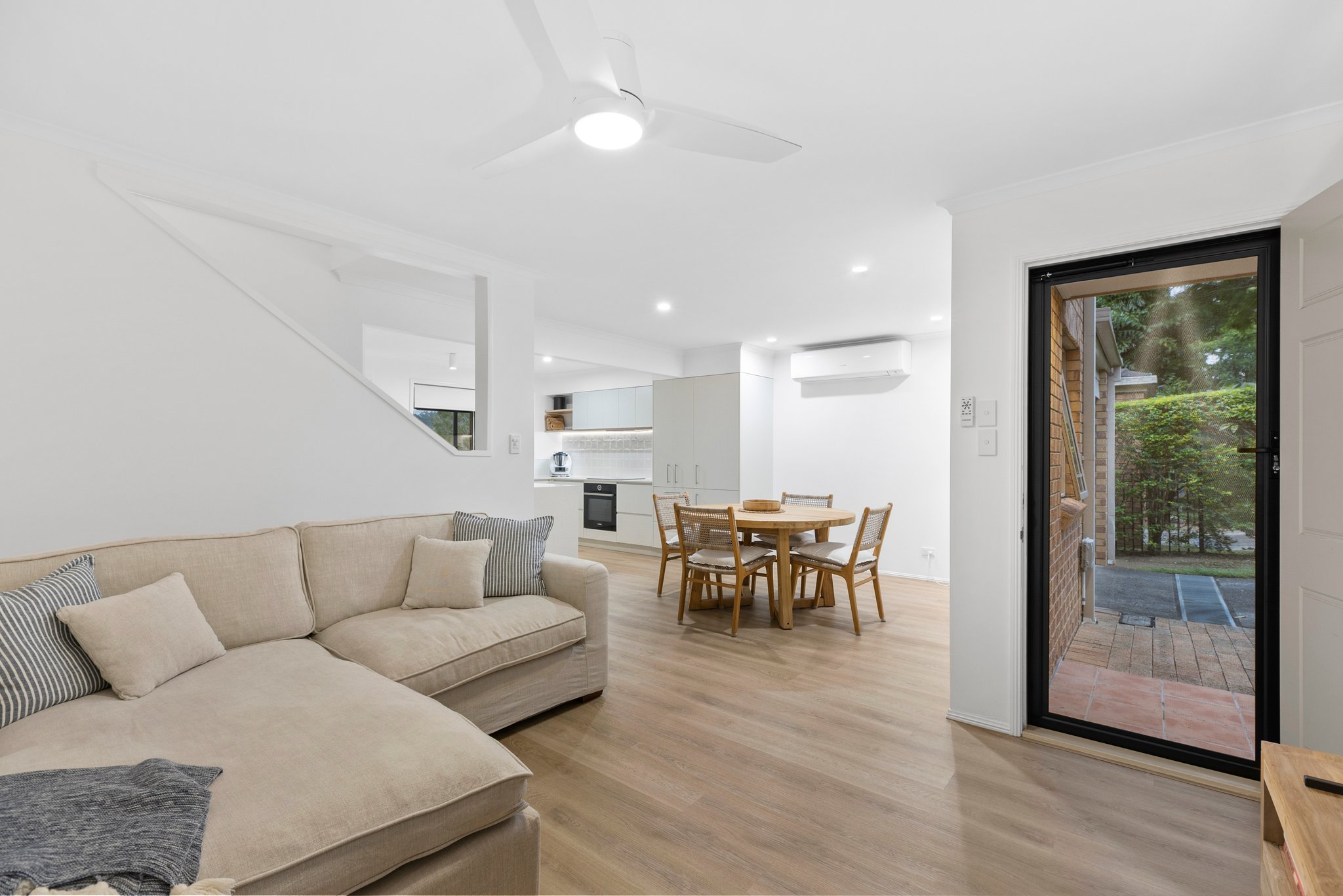 KALOMA COURT UNIT 22 15 KALOMA RD, The Gap, Brisbane Western Region, 0 ห้องนอน, 0 ห้องน้ำ, Townhouse