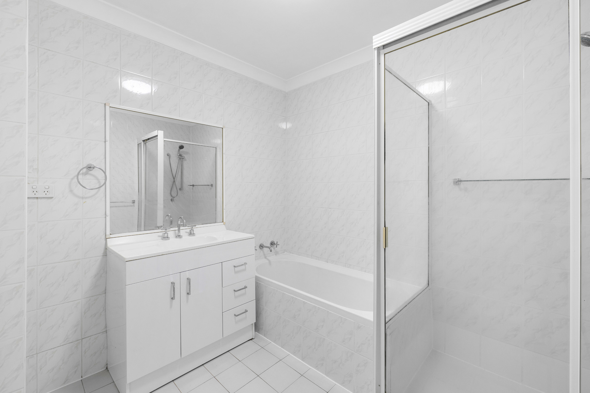 UNIT 10 2 PHILIP ST, Strathfield, Inner West, 0 غرف, 0 حمامات, Unit