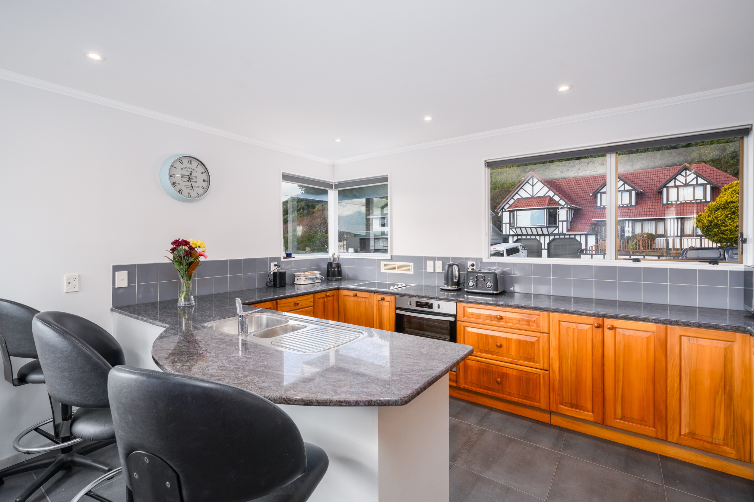 36 Woodman Drive, Tawa, Wellington, 6 Bedrooms, 0 Bathrooms, House