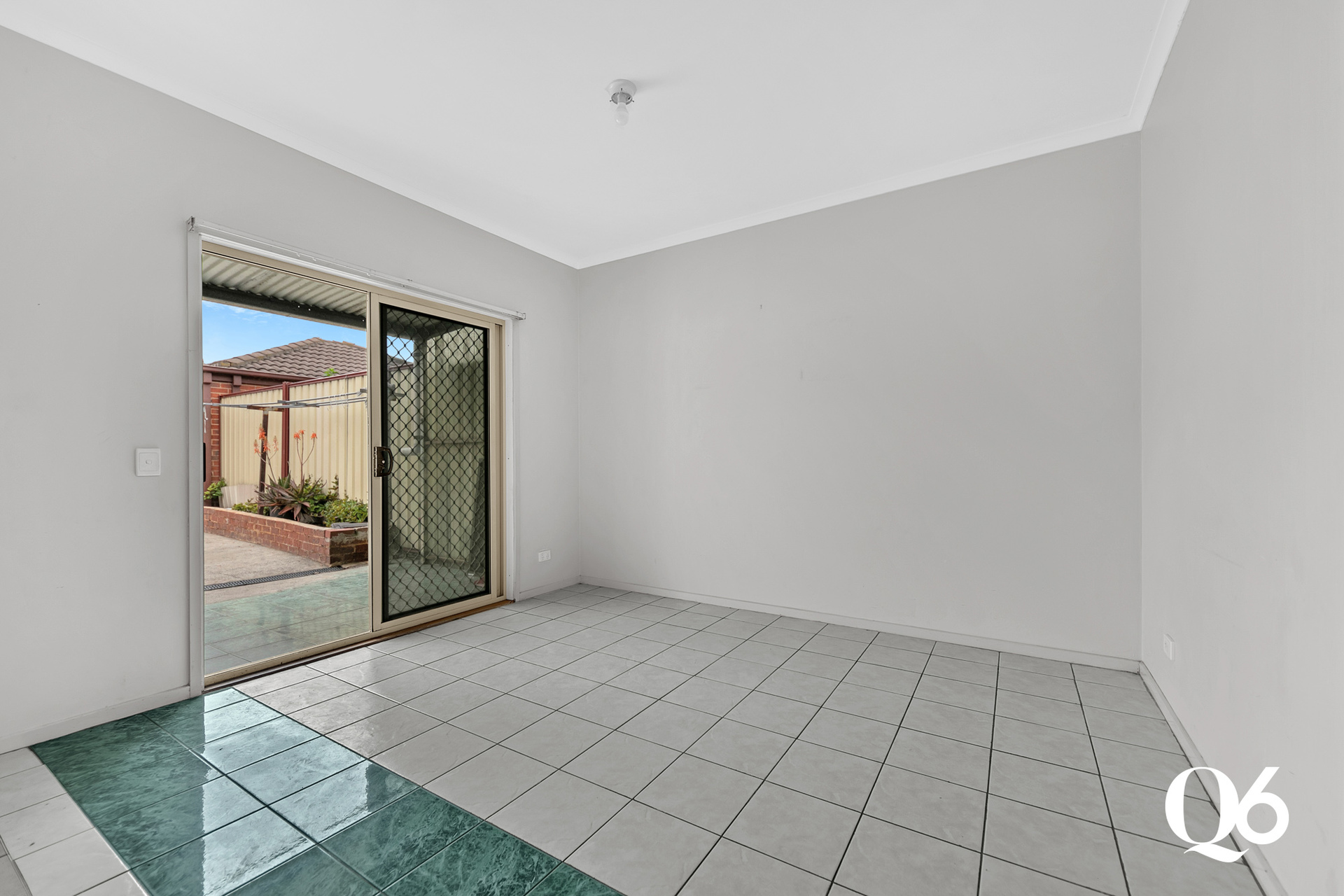 94-98 HAMPSHIRE RD, Sunshine, Western Melbourne, 0 Schlafzimmer, 0 Badezimmer, Townhouse