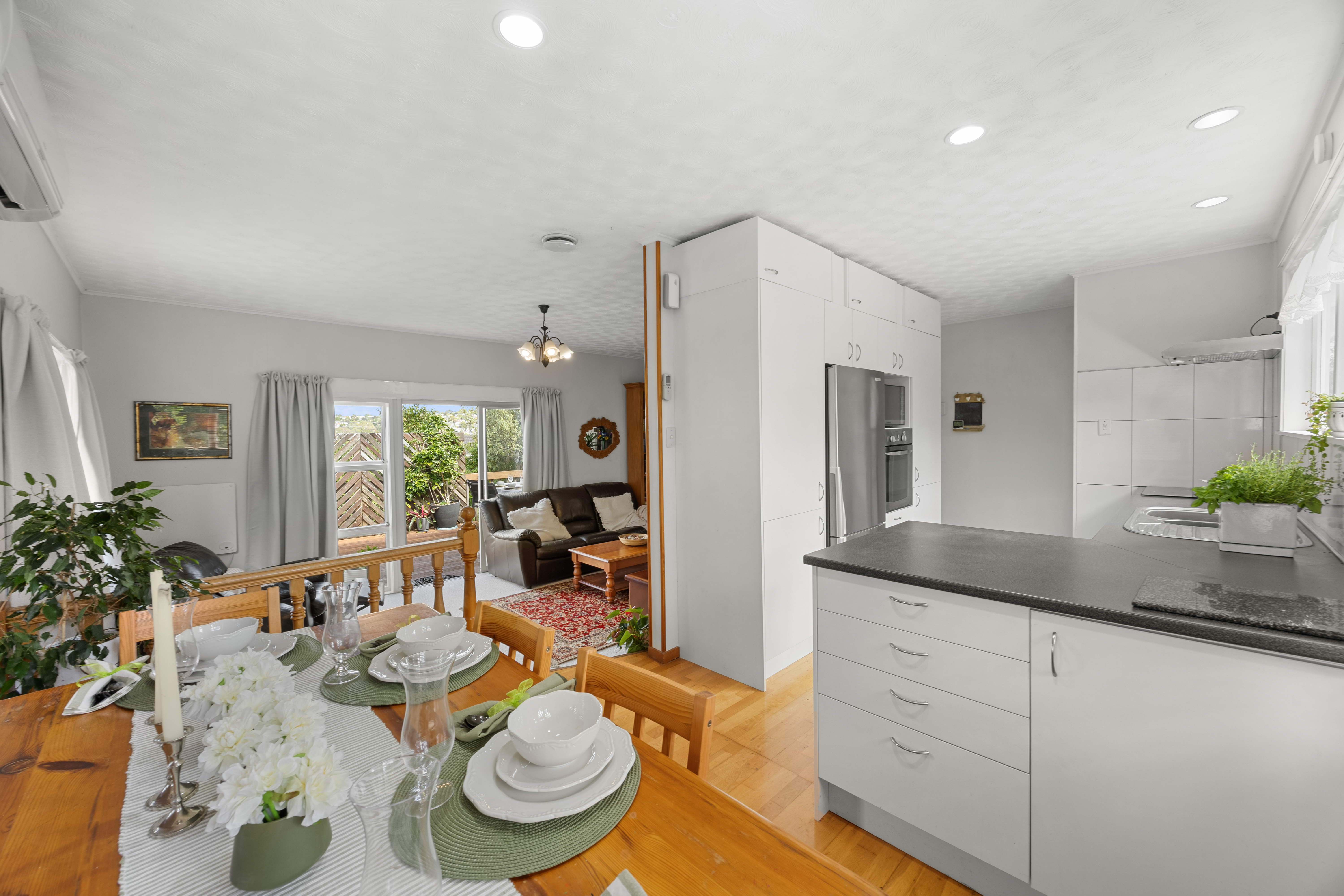 15 Helleur Road, Massey, Waitakere City, 3房, 1浴, House