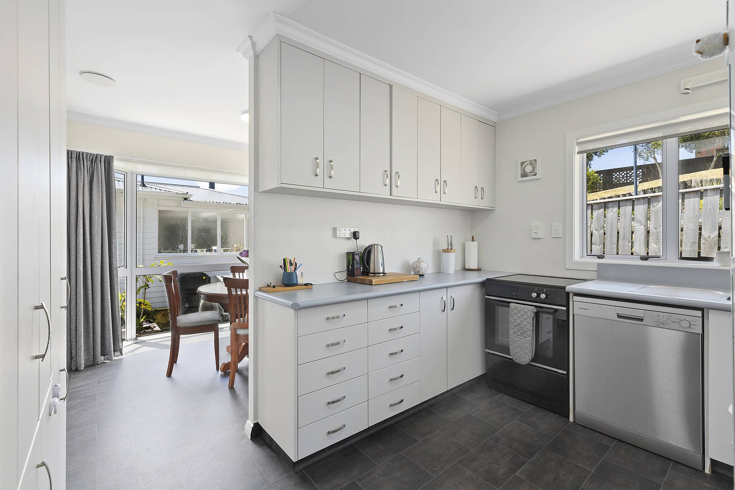 19 Pembroke Street, Tawa, Wellington, 4部屋, 0バスルーム, House