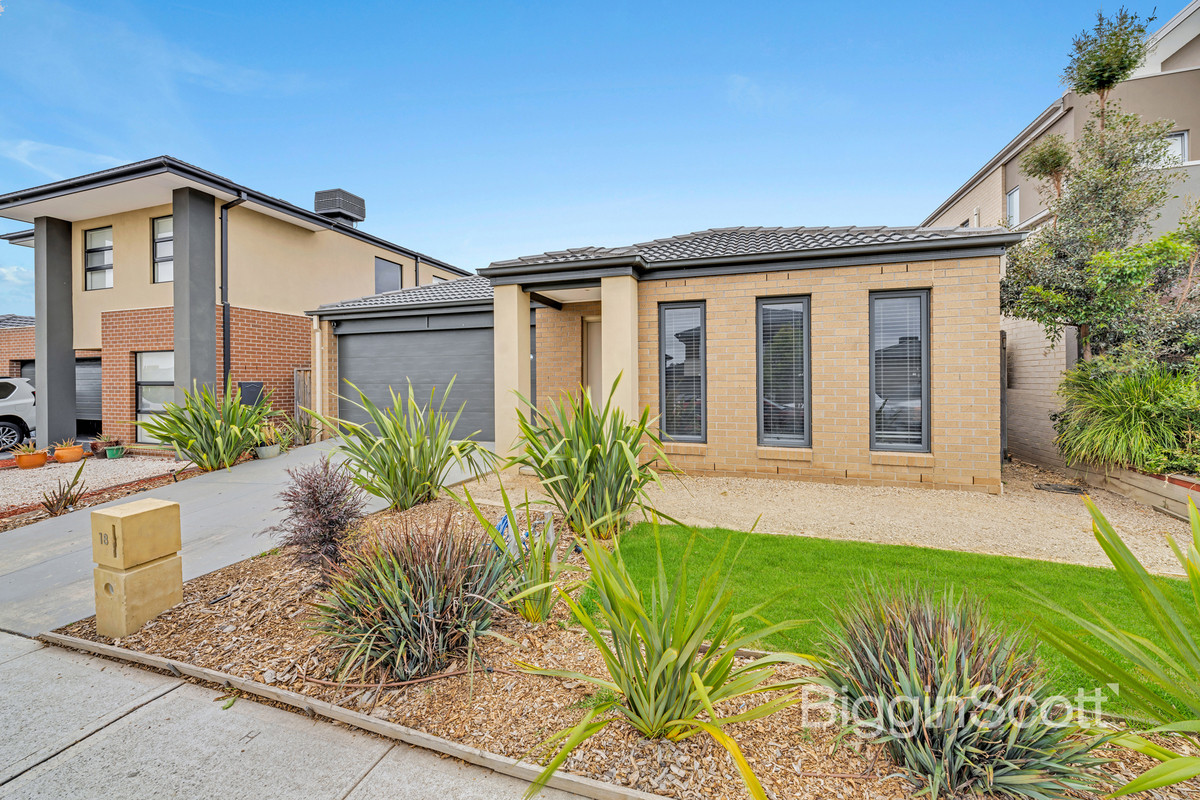 18 COTTONGRASS AV, Clyde North, Traralagon , 0部屋, 0バスルーム, House
