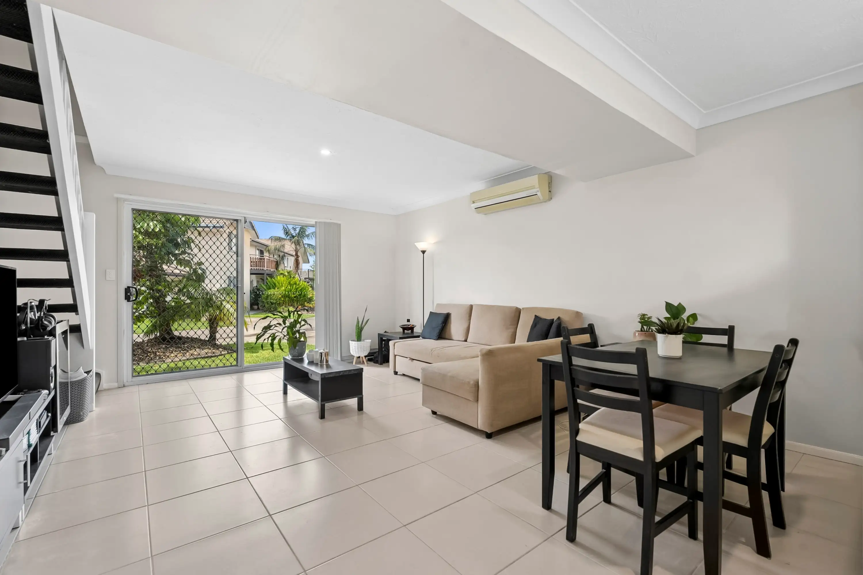 UNIT 23 50 SAINT KEVINS AV, Benowa, Gold Coast, 0部屋, 0バスルーム, Townhouse