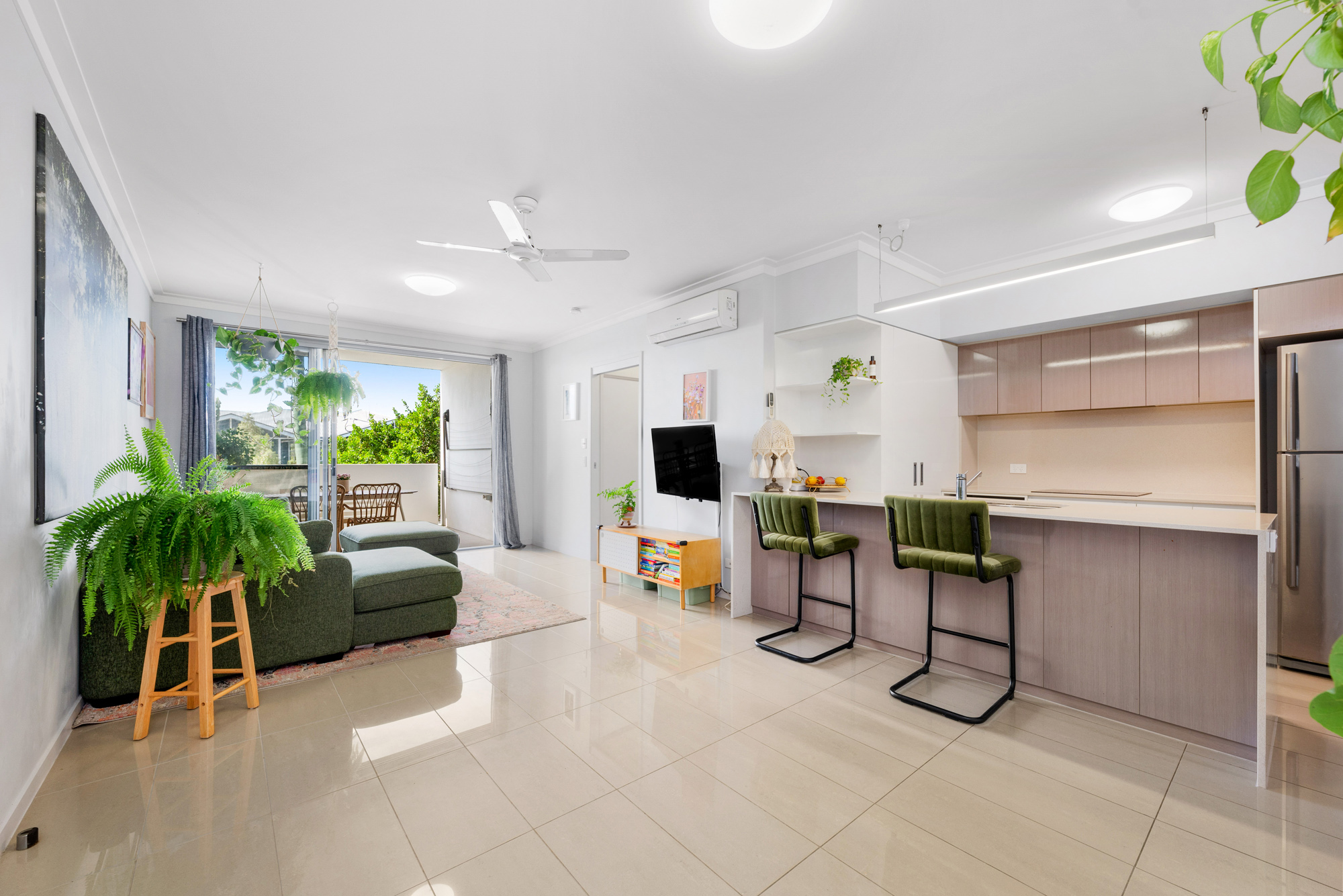 UNIT 102 64 KATES ST, Morningside, Brisbane - Eastern Region, 0 phòng ngủ, 0 phòng tắm, Unit
