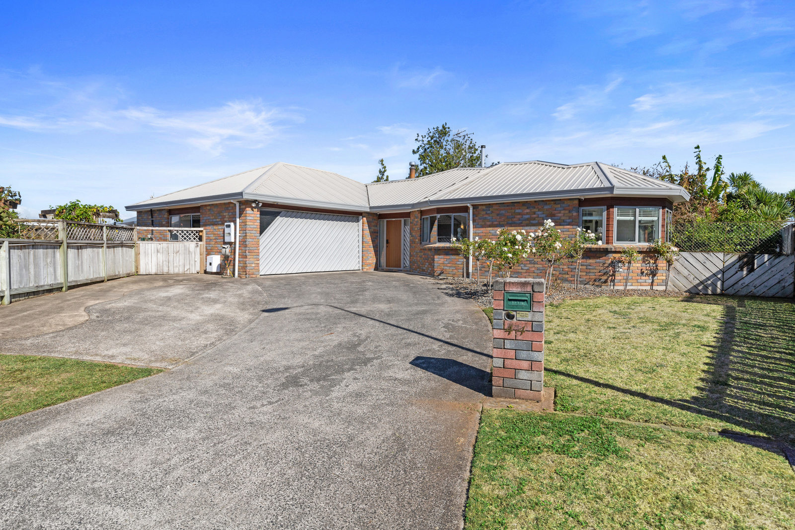 44 Forth Crescent, Glenview, Hamilton City, 3 Kuwarto, 2 Banyo, House