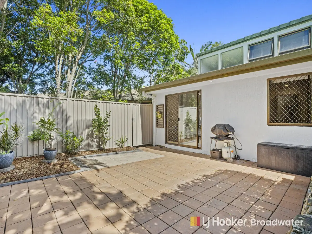 CHERWOOD LODGE UNIT 8 71 OLSEN AV, Labrador, Gold Coast, 0 Bedrooms, 0 Bathrooms, Townhouse