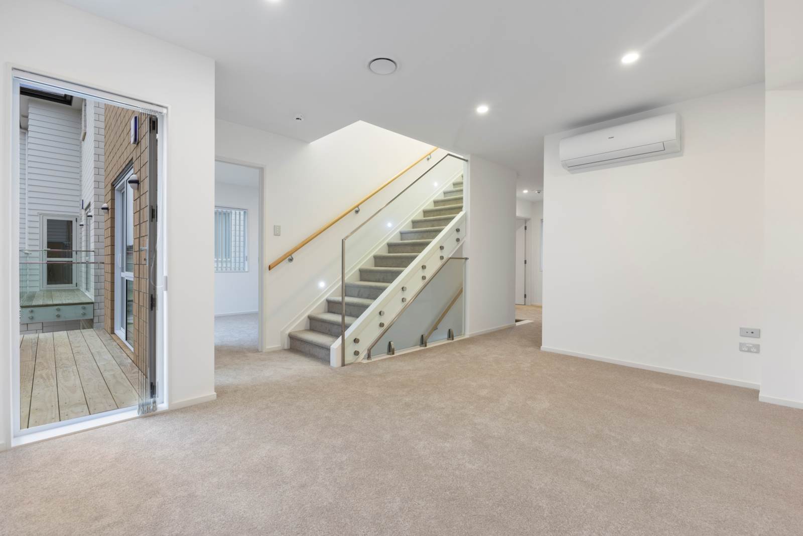 46c Elliot Street, Howick, Manukau City, 5 phòng ngủ, 0 phòng tắm, Townhouse