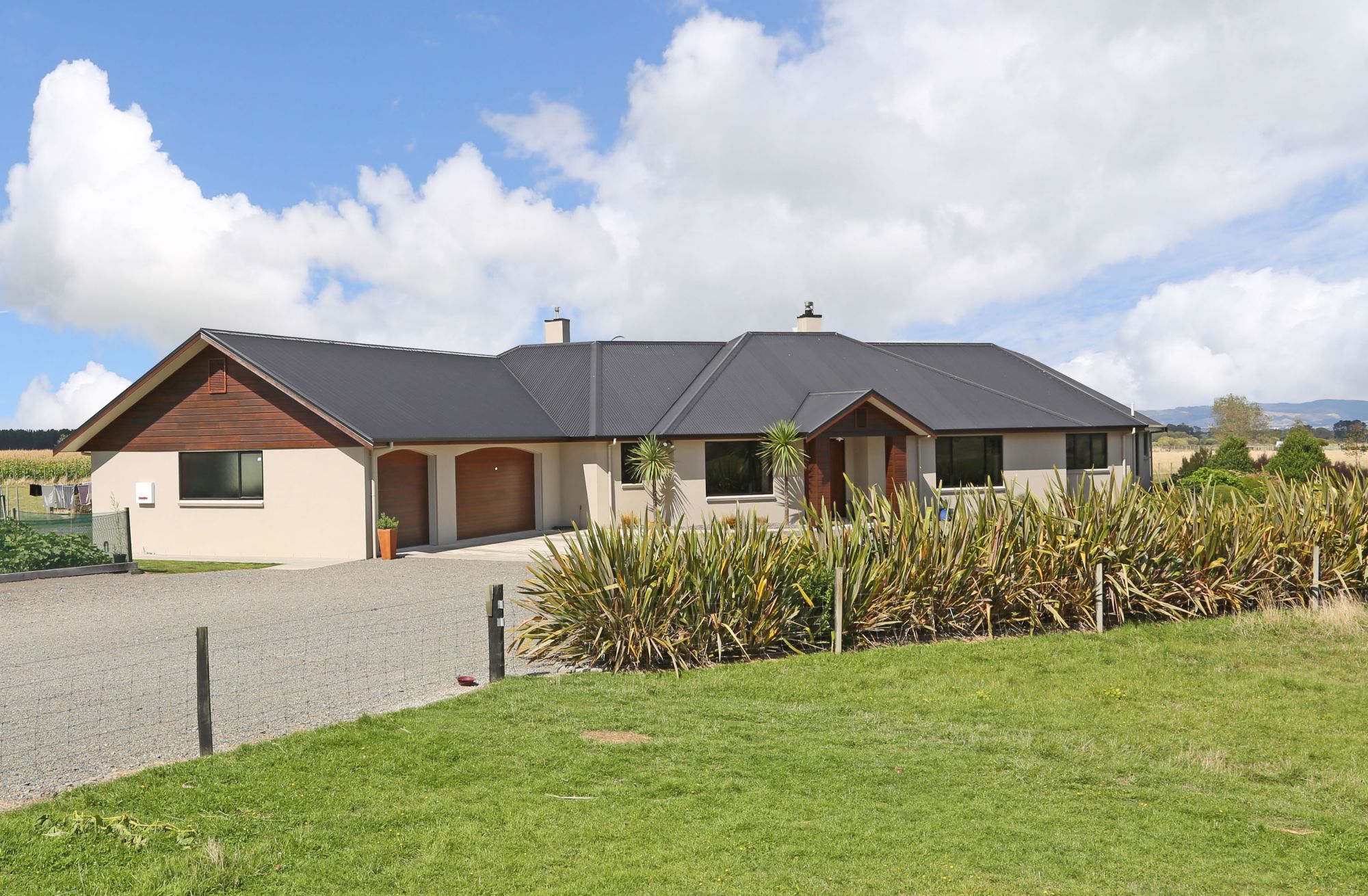 1812 State Highway 3, Feilding, Manawatu, 5 રૂમ, 2 બાથરૂમ